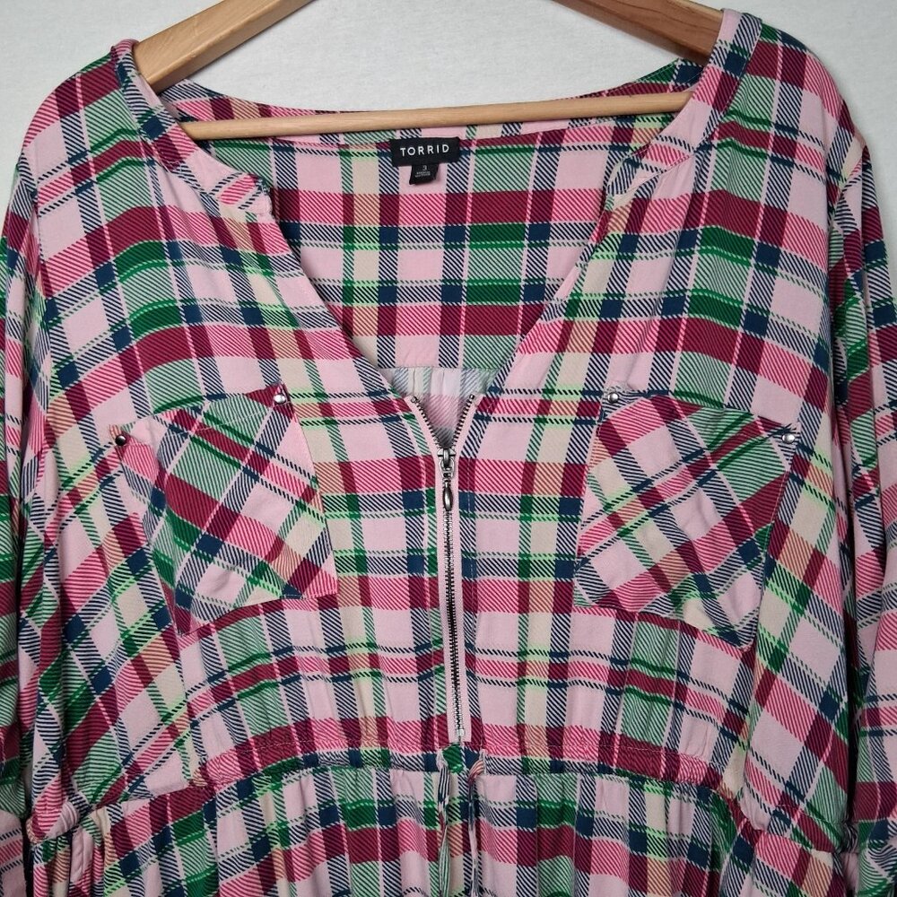 Torrid Dress Size 3 Plus Size 3X Pink Green Blue Pliad Roll Sleeve Midi Zip - Picture 13 of 16
